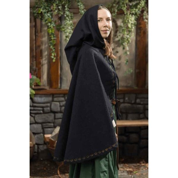 Late Medieval Scandinavian Cape