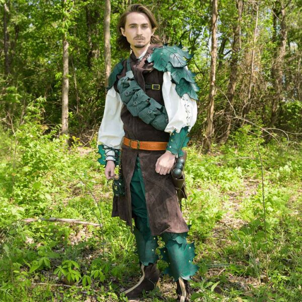 Elven Leaf Leather Greaves