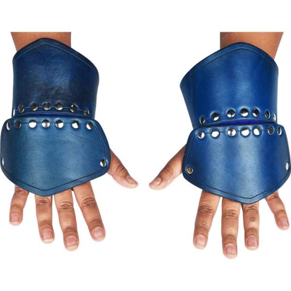 Knightly Leather Half Gauntlets
