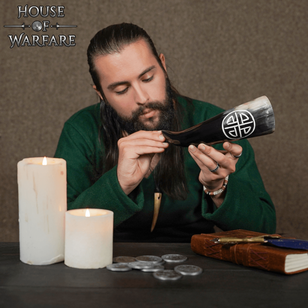 Shield Knot Drinking Horn