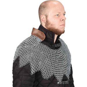 Butted Chainmail Mantle with Dagged Edges