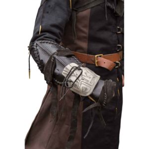 Dark Elf Leather Bracer