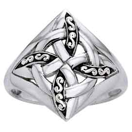 Celtic Four Point Knot Ring