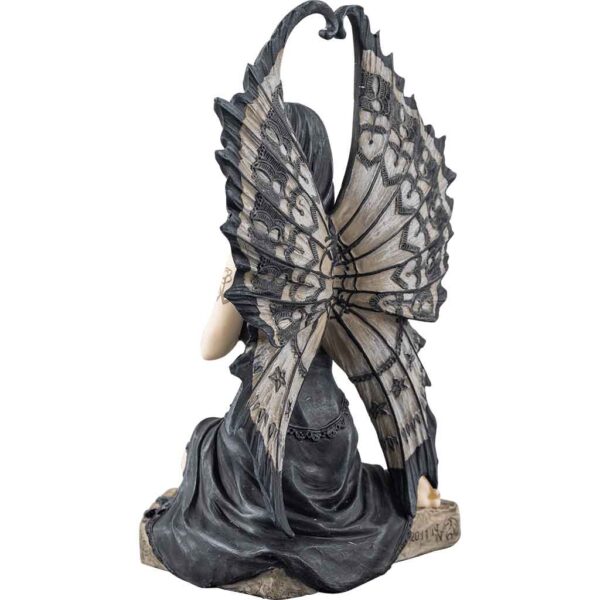 Lost Love Statue