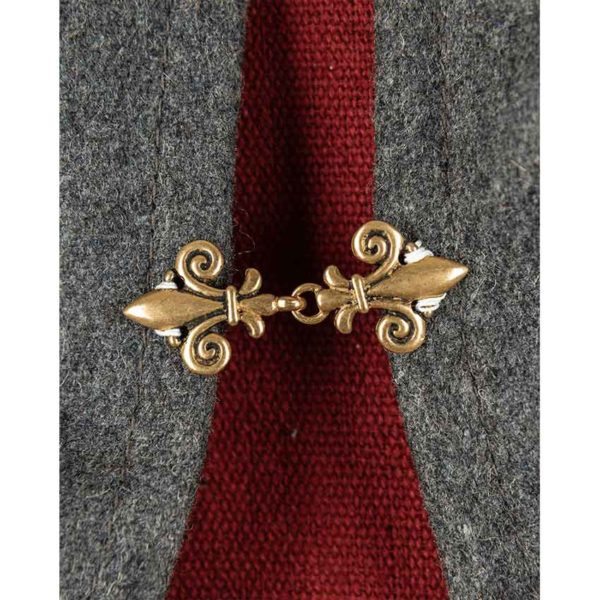Fleur-de-Lys Clasp