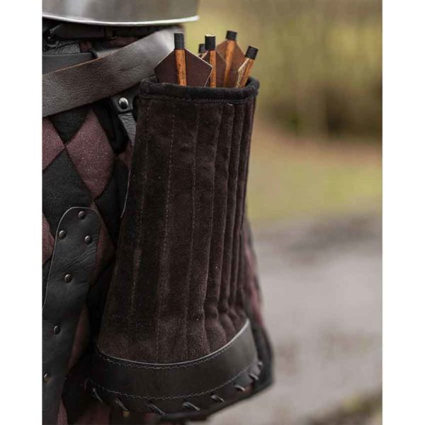 Arnulf Suede Bolt Quiver