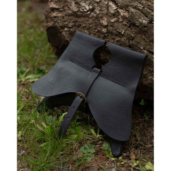 Calvert Small Leather Kidney Bag