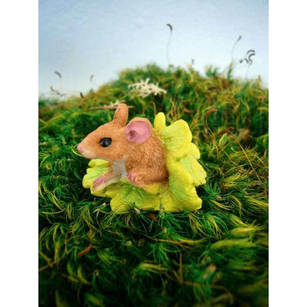 Mouse in Lettuce Mini Statue