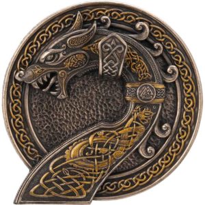 Sigurd Slaying Fafnir Viking Horn with Wall Hook