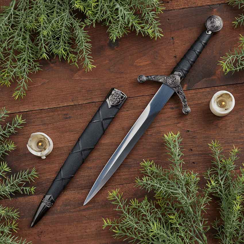 Gothic Dagger – Raven Forge