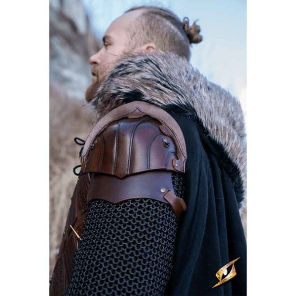 Woodsman Leather Shoulder Armour