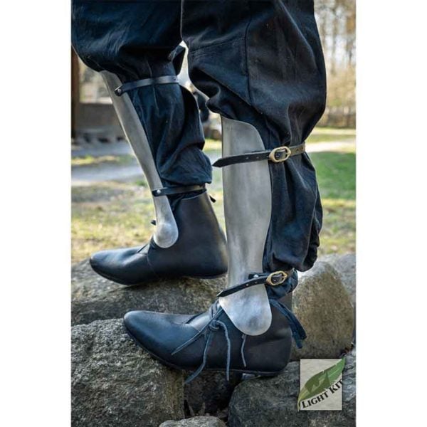 Mercenary Greaves - Image 4
