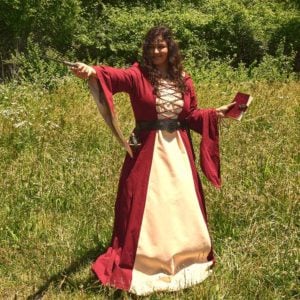 Medieval Lady Sorceress Outfit