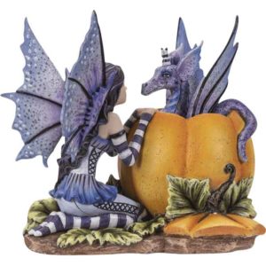Halloween Hide and Seek Statue