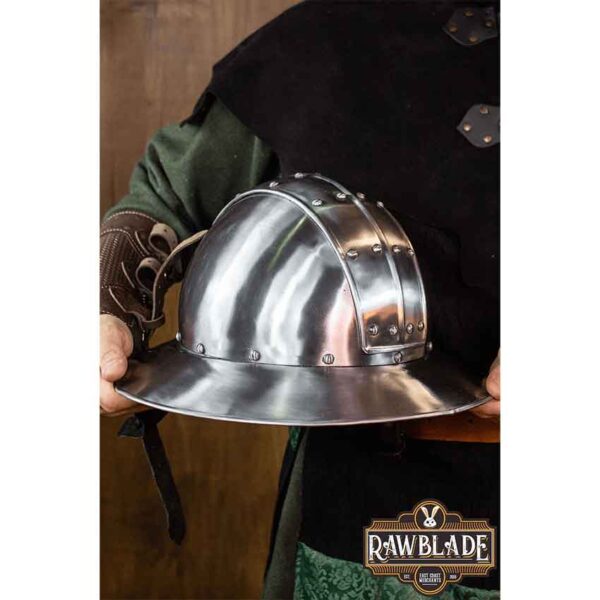 Longshanks Steel Kettle Helm