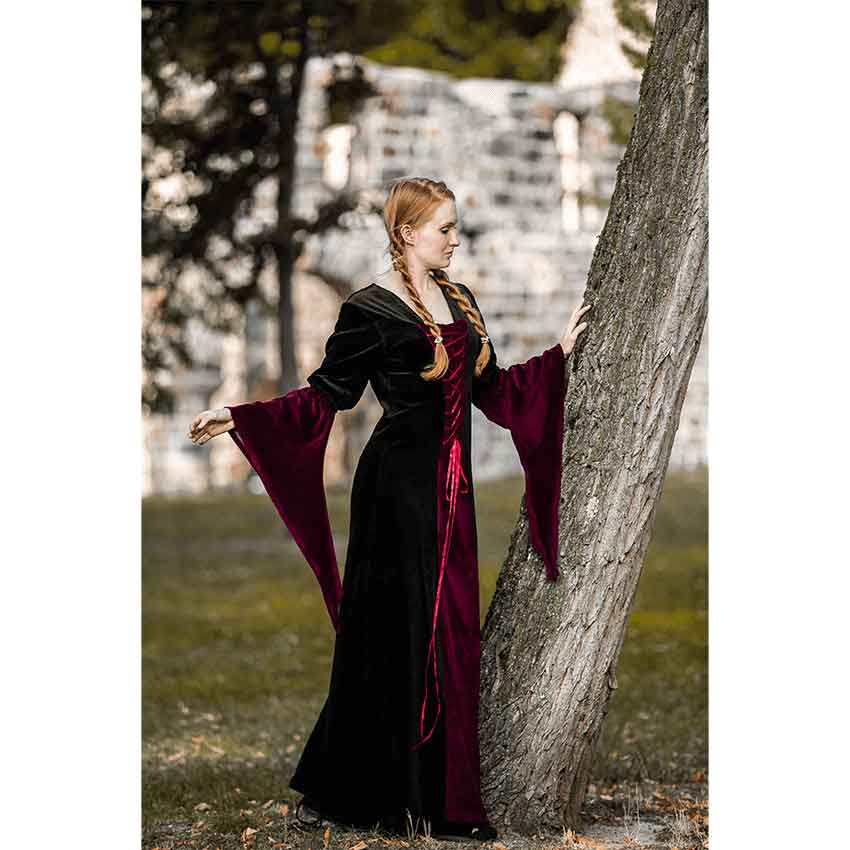 Circe Medieval Witch Dress Black Red