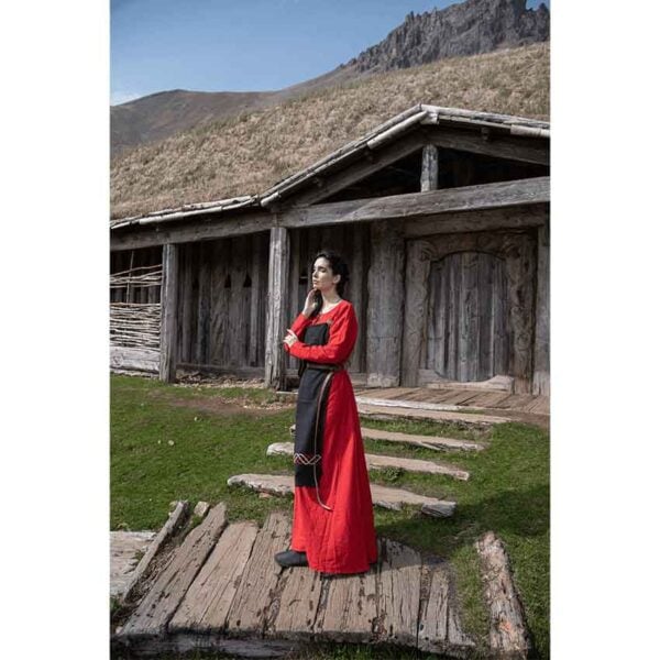 Lina Viking Underdress - Red