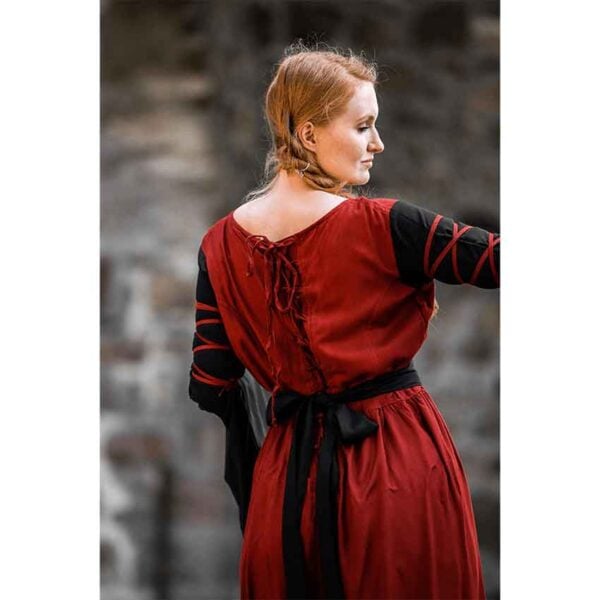 Dorell Medieval Dress - Red/Black
