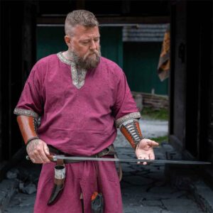 Richard Short Sleeve Viking Tunic - Red
