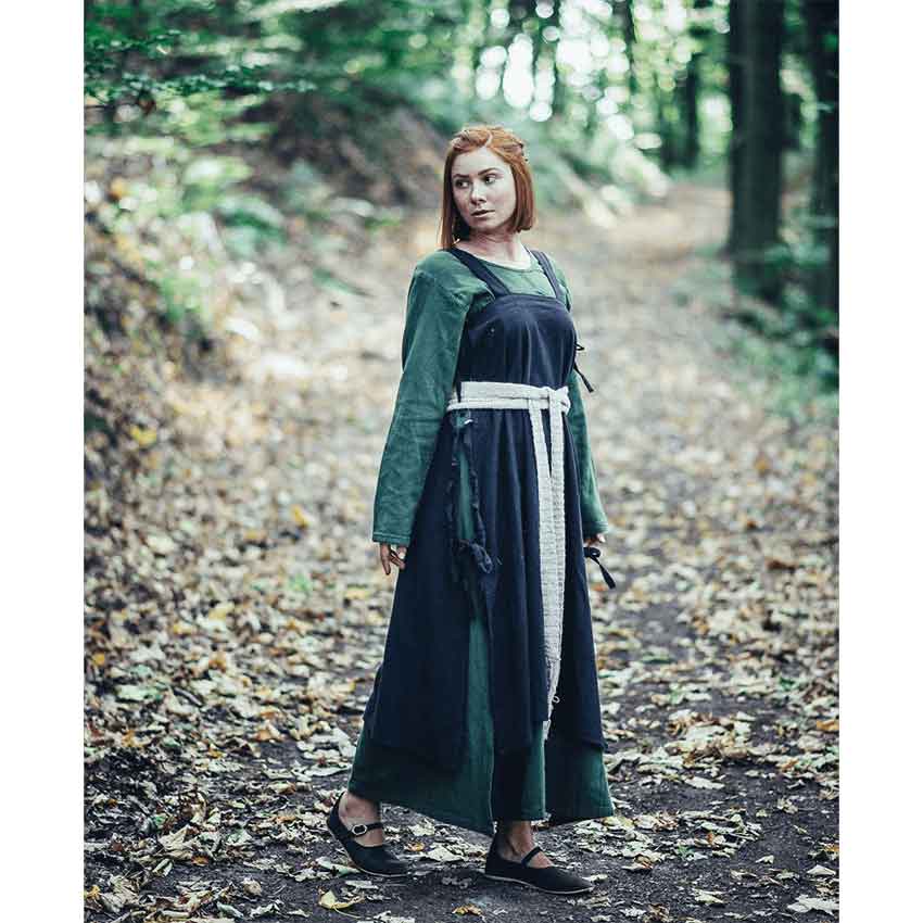 Hildegard Viking Overdress - Black