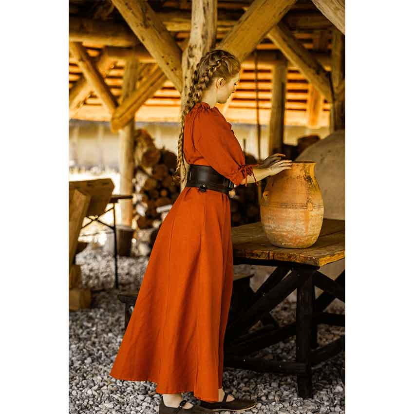 medieval dress clothing