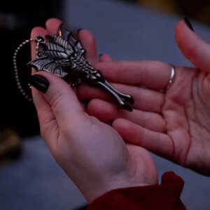 Dragon Fire Neck Knife