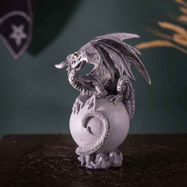 Luna Dragon Statue