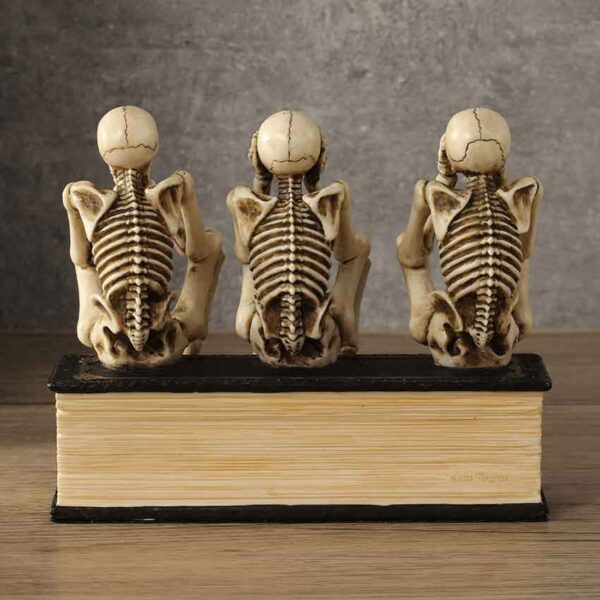 Three Wise Skeletons Statue