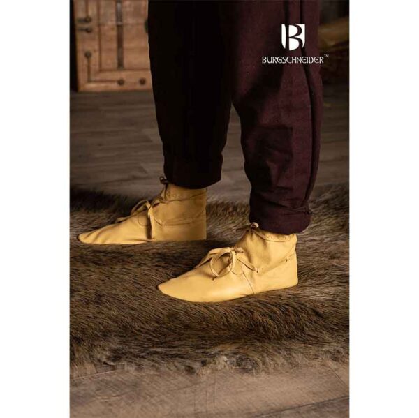 Colin Medieval Shoes