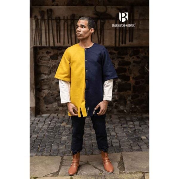 Aleran Medieval Surcoat - Image 3