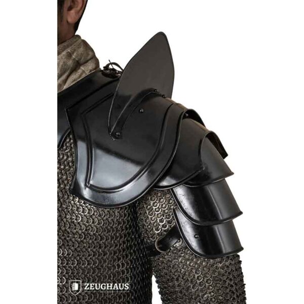 Bladebreaker Warrior Steel Pauldrons - Blackened