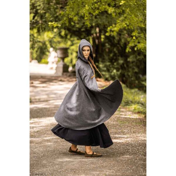 Lady Heidi Medieval Cloak - Grey