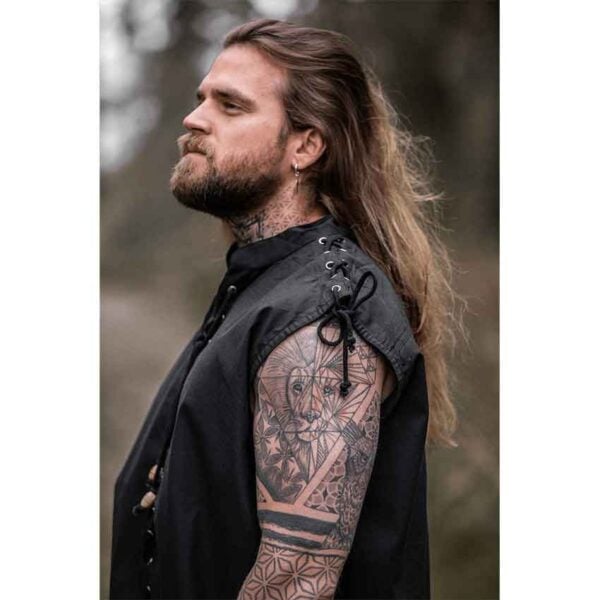 Ott Sleeveless Medieval Shirt - Black