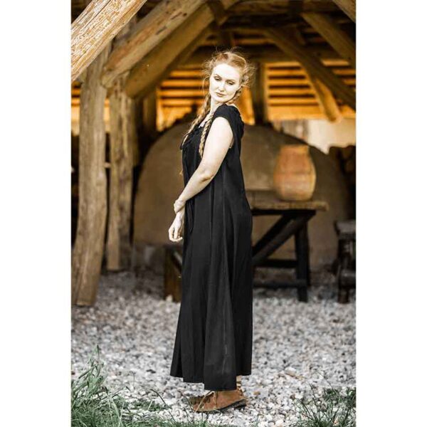 Ella Sleeveless Medieval Dress - Black