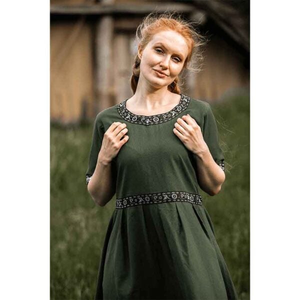 Ennlin Medieval Noble's Short Sleeve Dress - Green