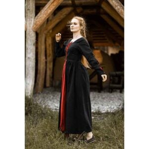 Medusa Medieval Gown - Black with Red