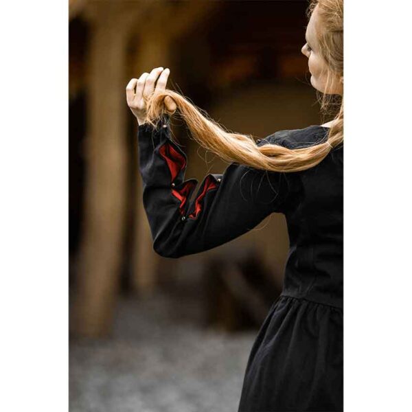 Medusa Medieval Gown - Black with Red