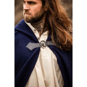 Tjark Wool Cloak with Wolf Clasp - Blue