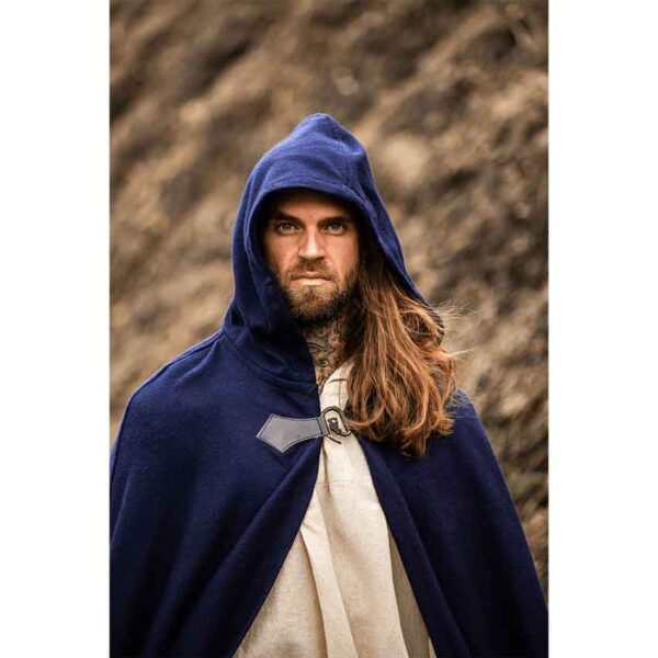 Tjark Wool Cloak with Wolf Clasp - Blue