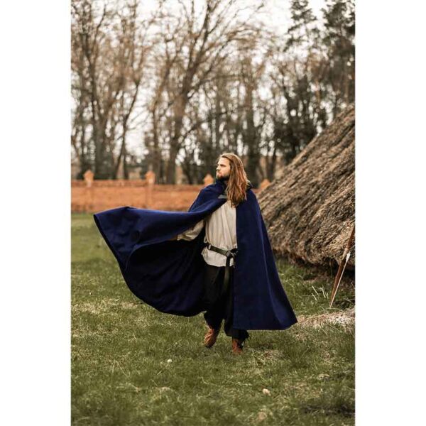 Tjark Wool Cloak with Wolf Clasp - Blue