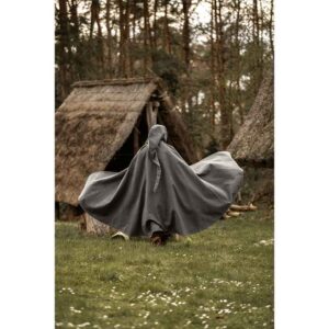 Ilmar Medieval Cloak with Dragon Clasp - Grey