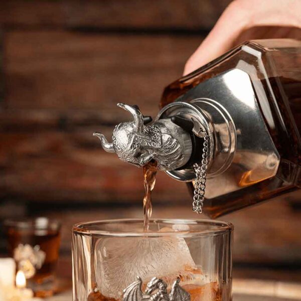 Viking Whiskey & Spirits Pourer