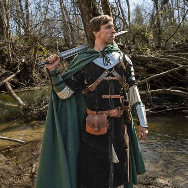 Mens Garen Adventurer Outfit