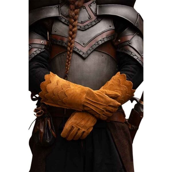 Suede Scale Gloves