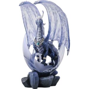 Nytheria Lunaris Seeker Dragon Statue